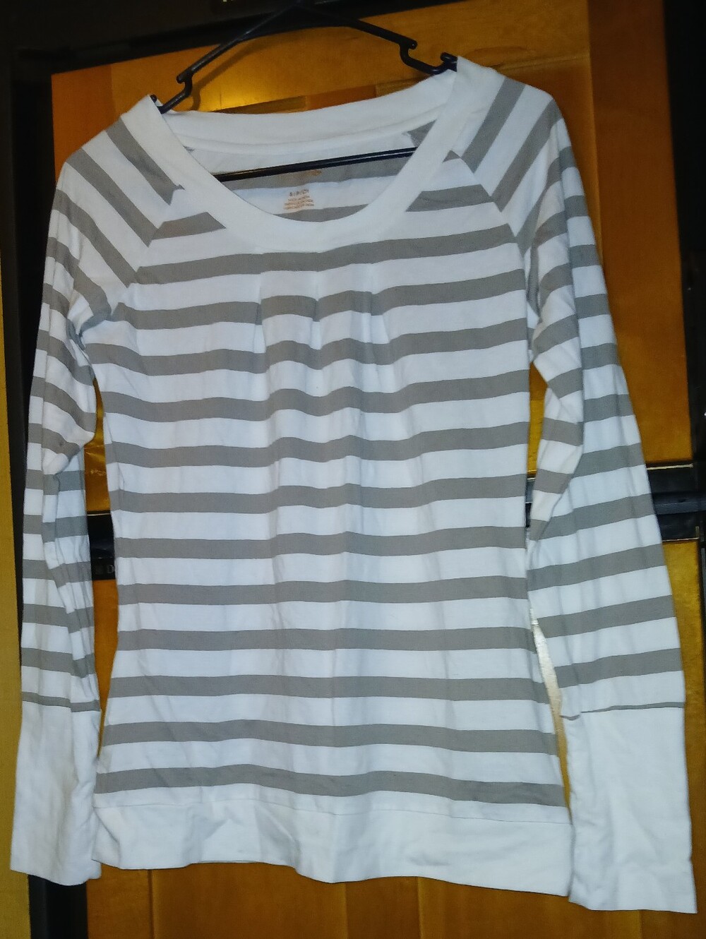 Women's Dockers Tagless Gray And White Striped Long Sleeved Top Shirt Size Small